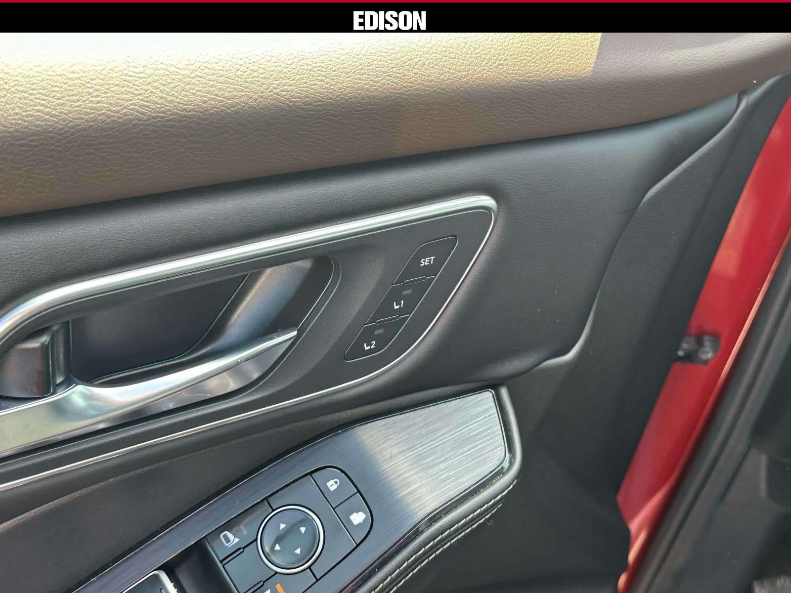 2023 Nissan Rogue AWD Platinum *Ltd Avail*