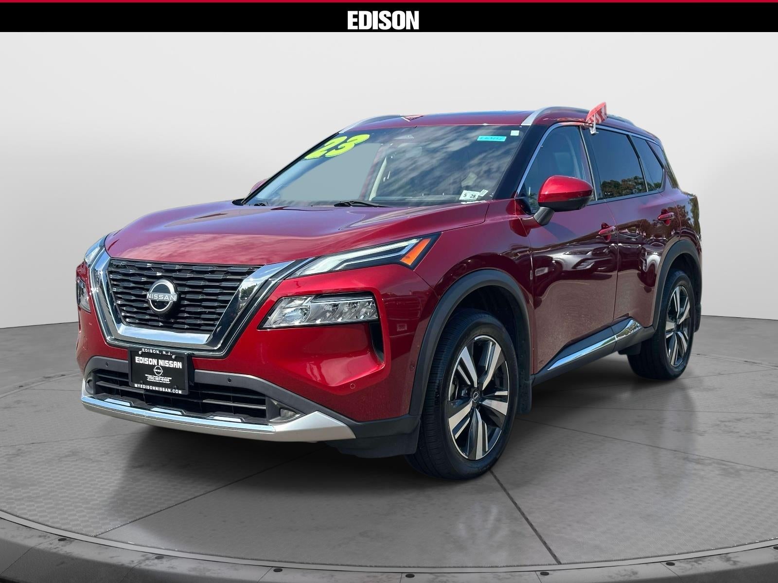 2023 Nissan Rogue AWD Platinum *Ltd Avail*