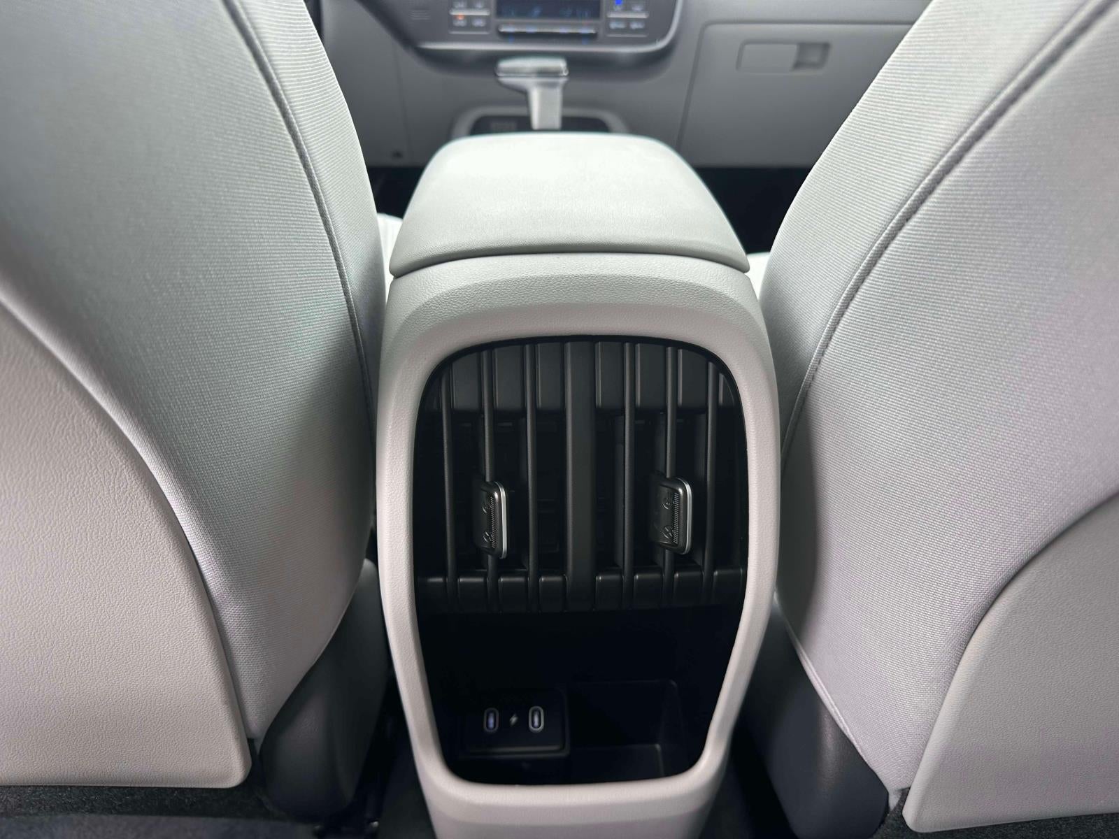 2024 Hyundai Kona SEL FWD