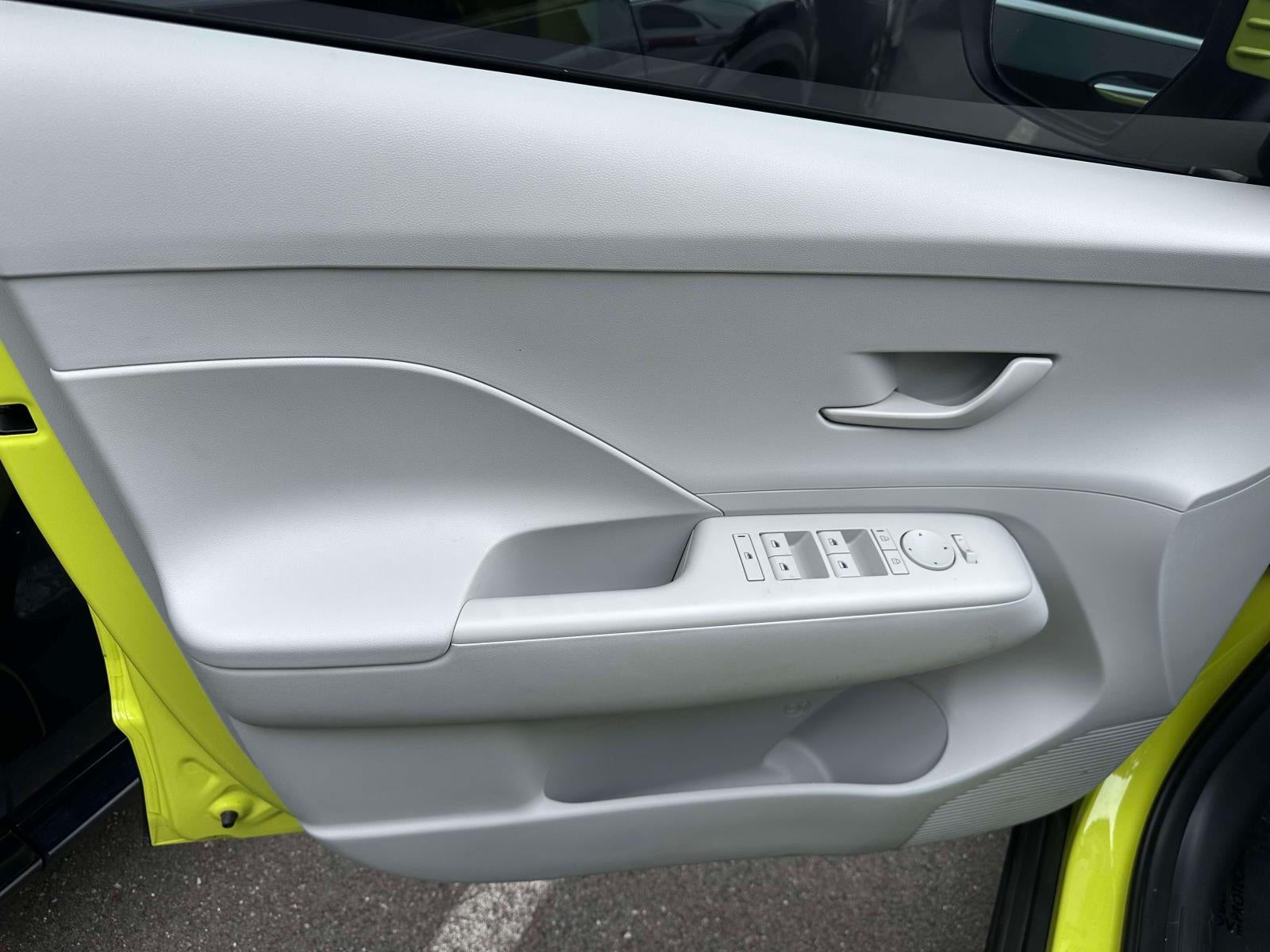 2024 Hyundai Kona SEL FWD