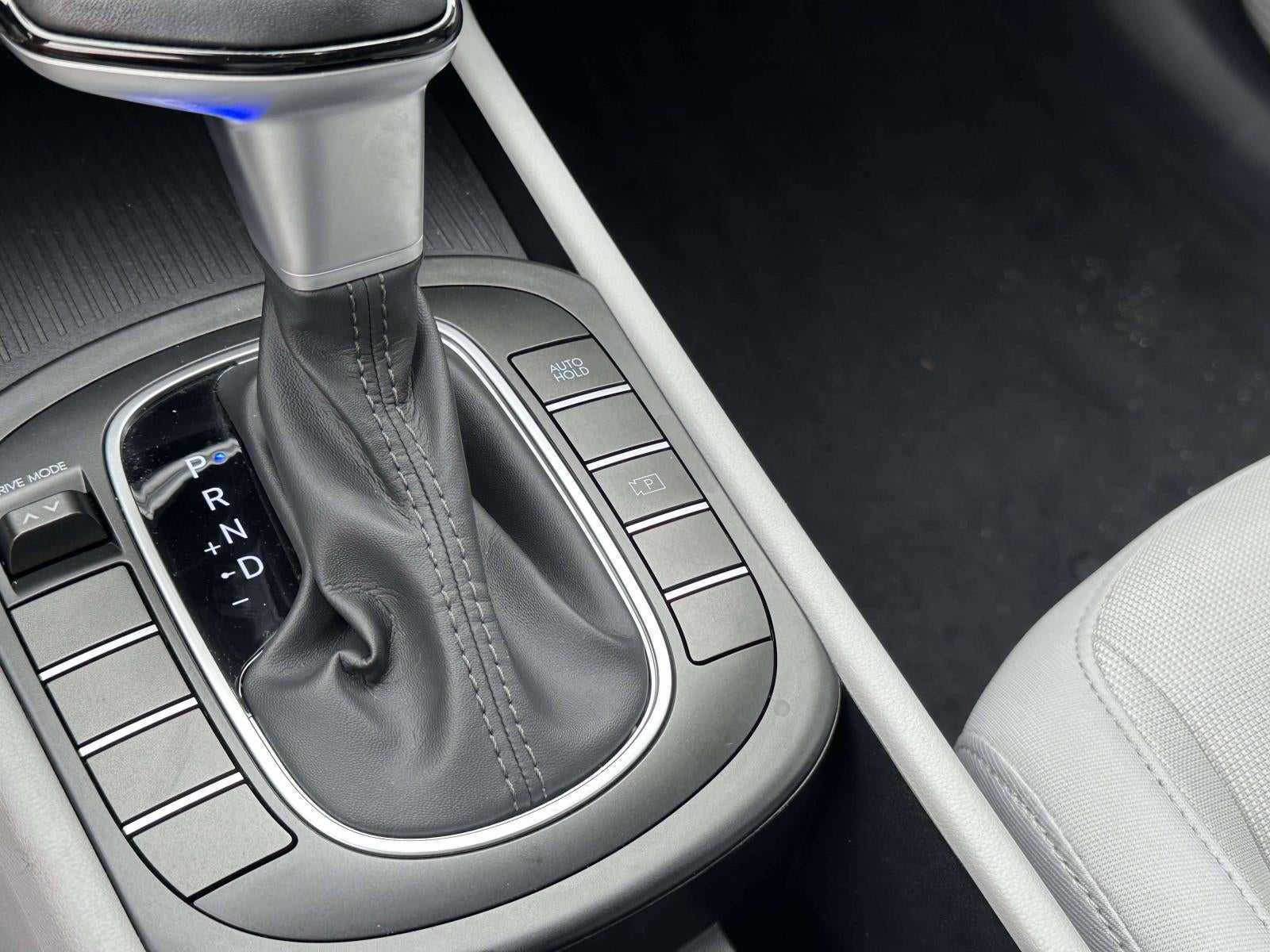 2024 Hyundai Kona SEL FWD