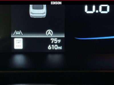 2025 Hyundai Elantra SE IVT