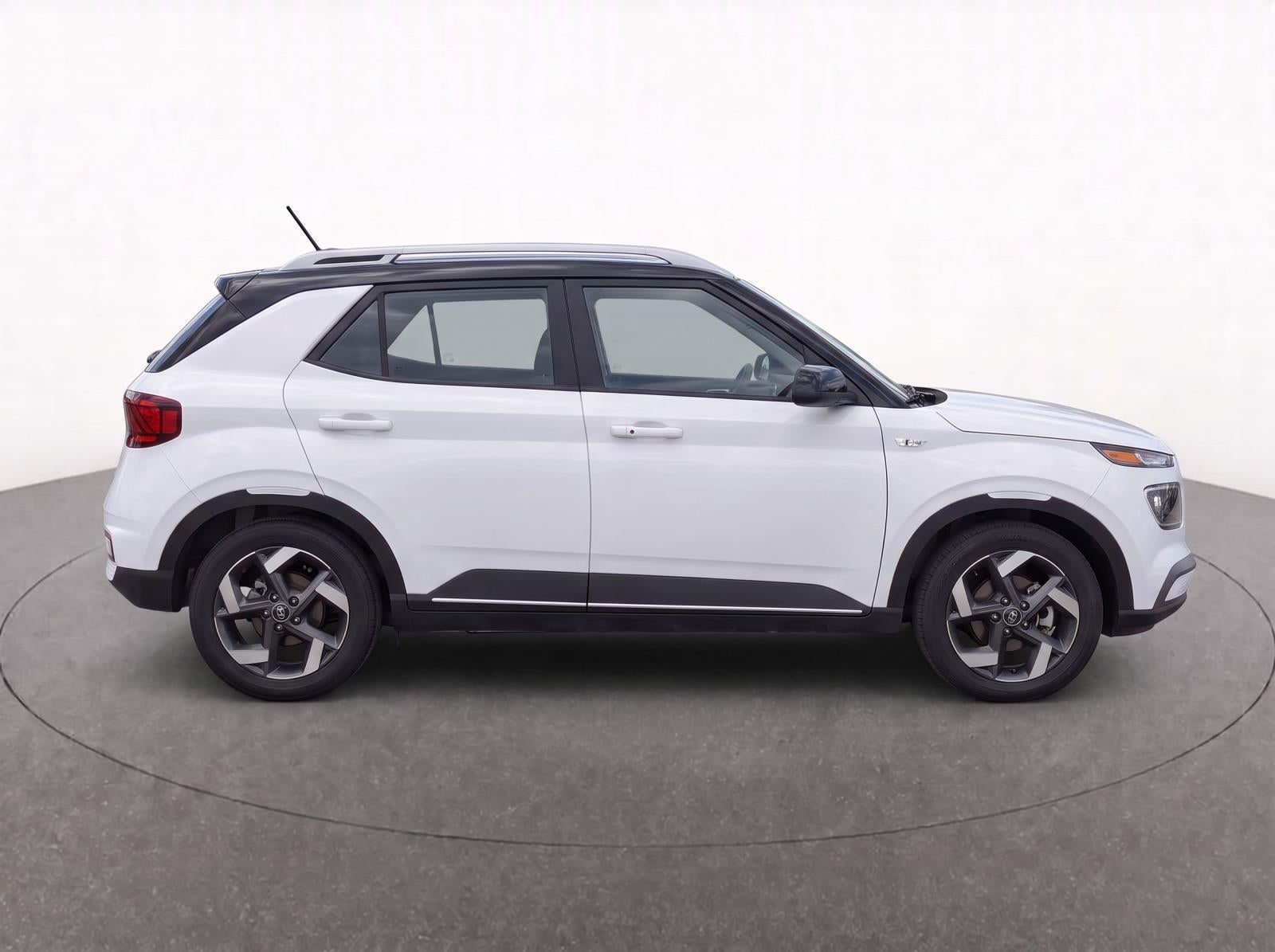 2025 Hyundai Venue Limited IVT