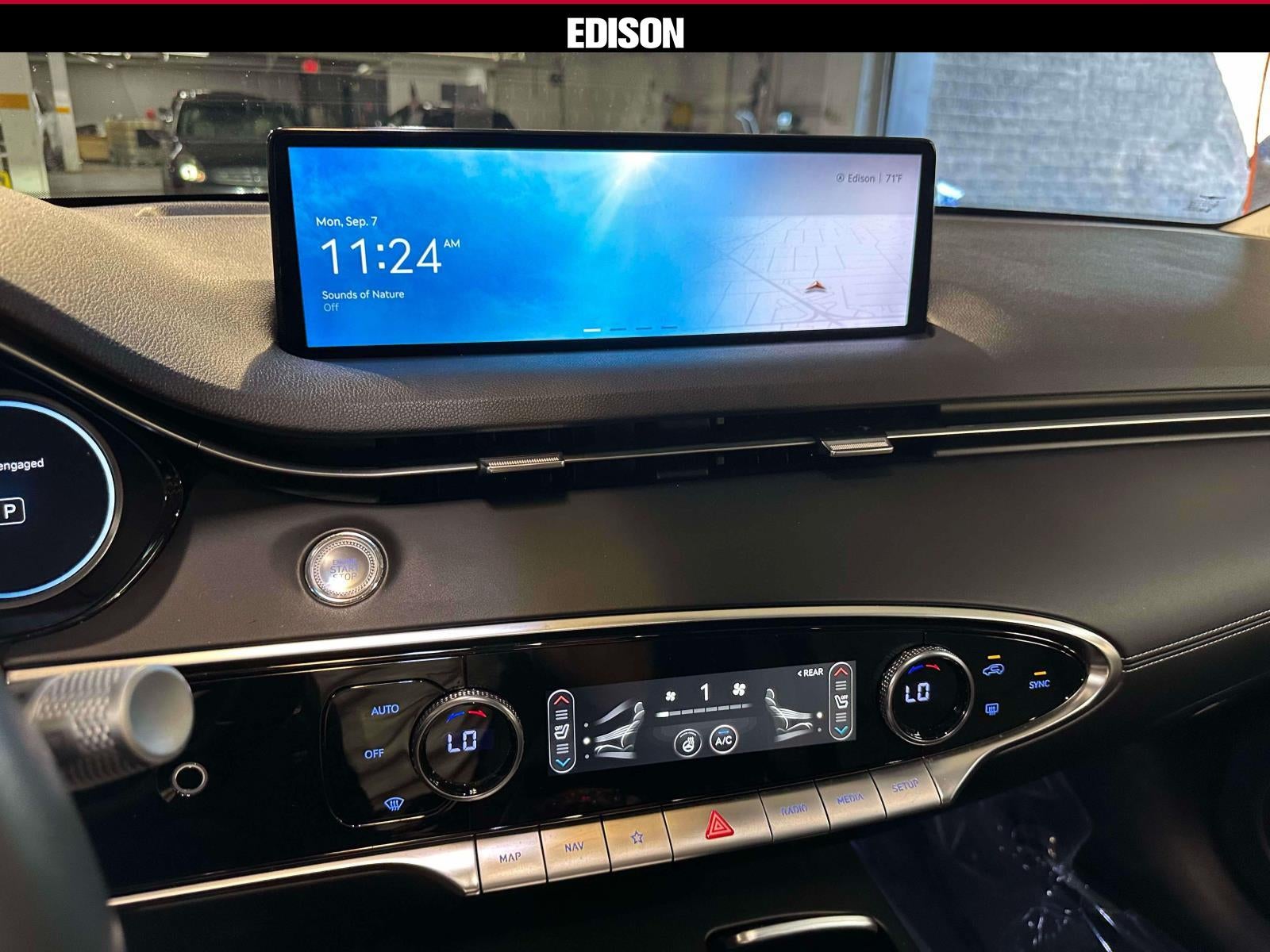 2023 Genesis GV70 2.5T AWD