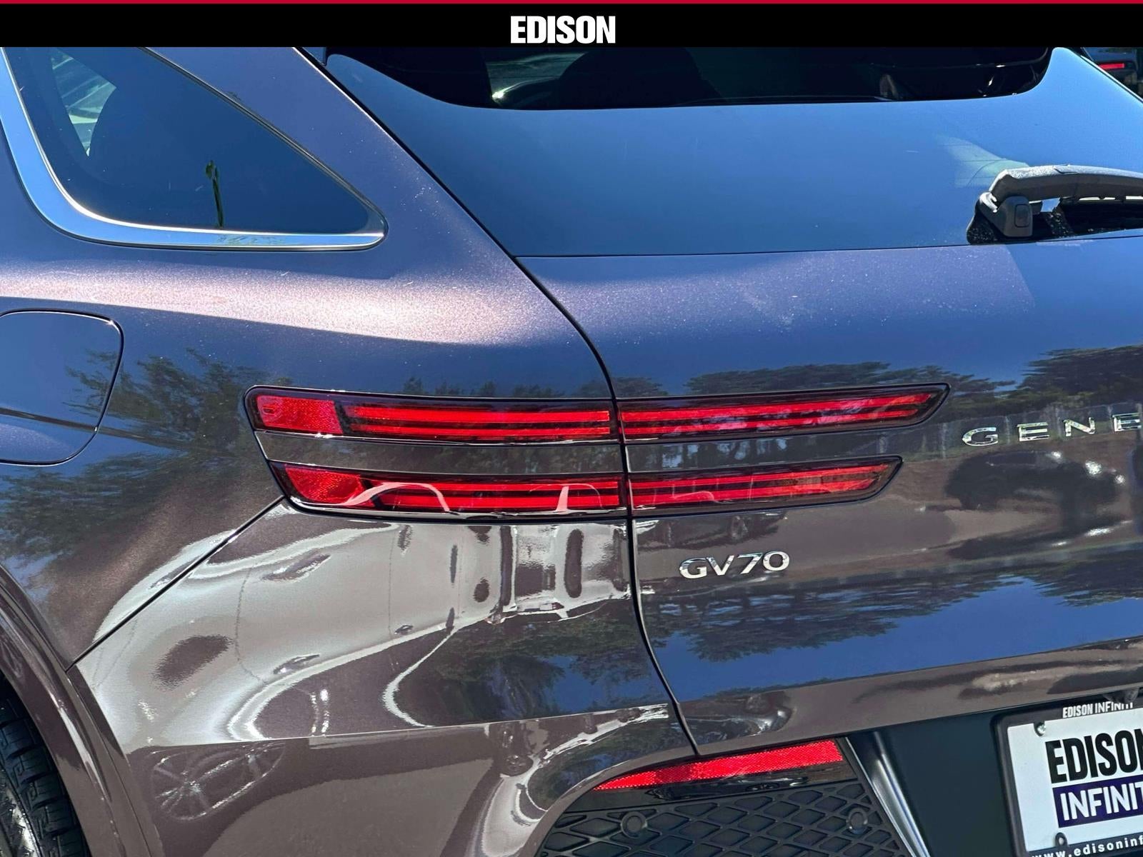 2023 Genesis GV70 2.5T AWD