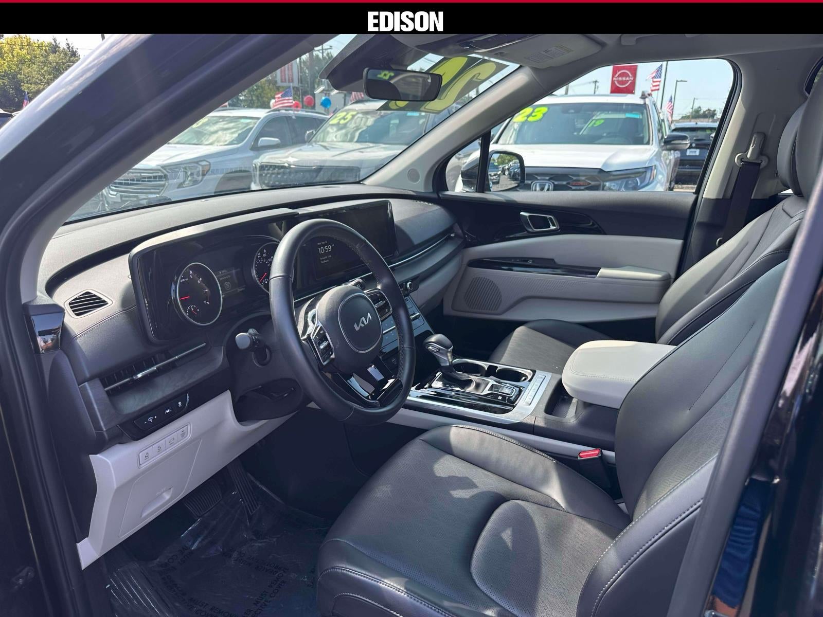2024 Kia Carnival EX FWD