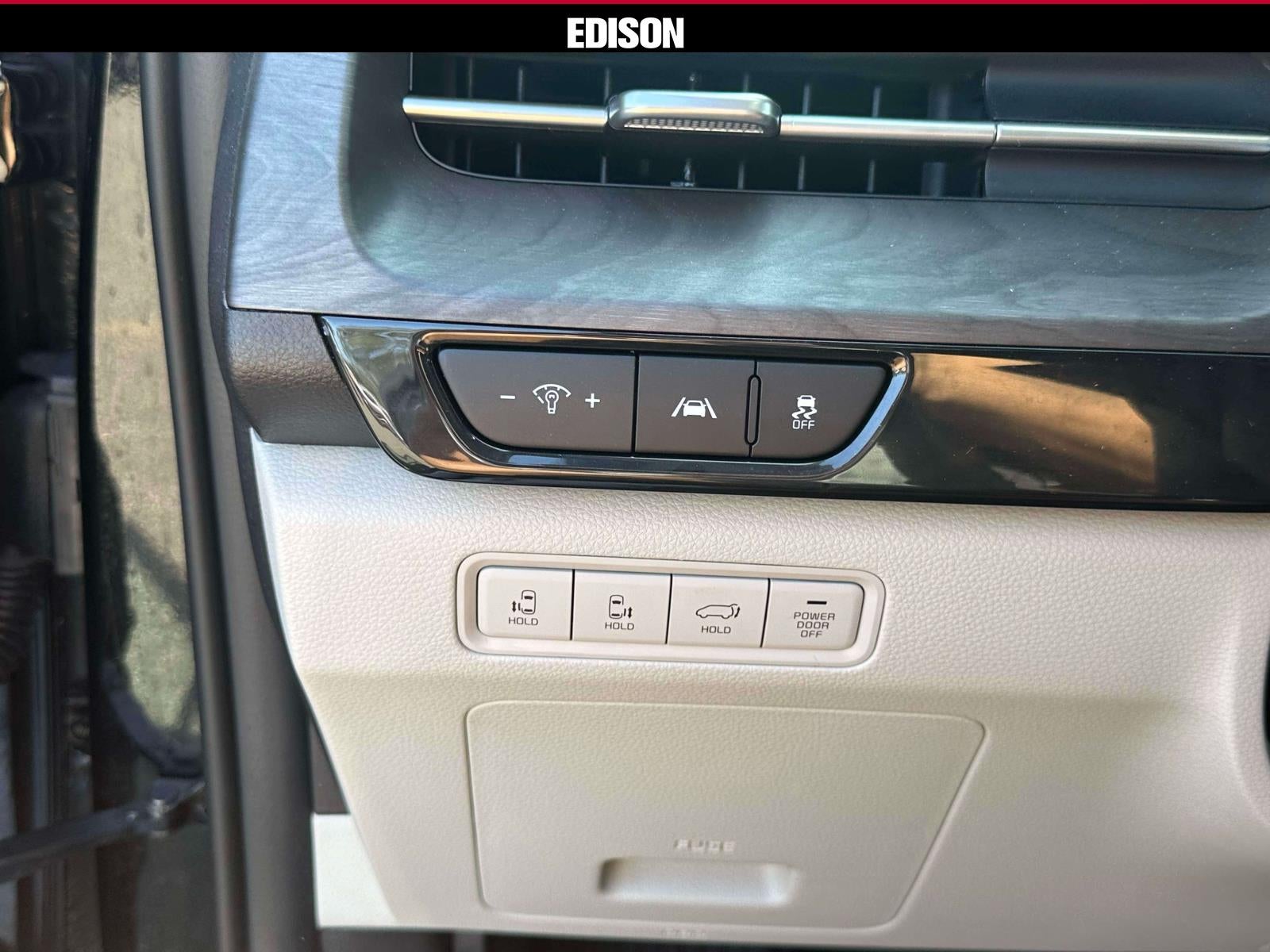 2024 Kia Carnival EX FWD
