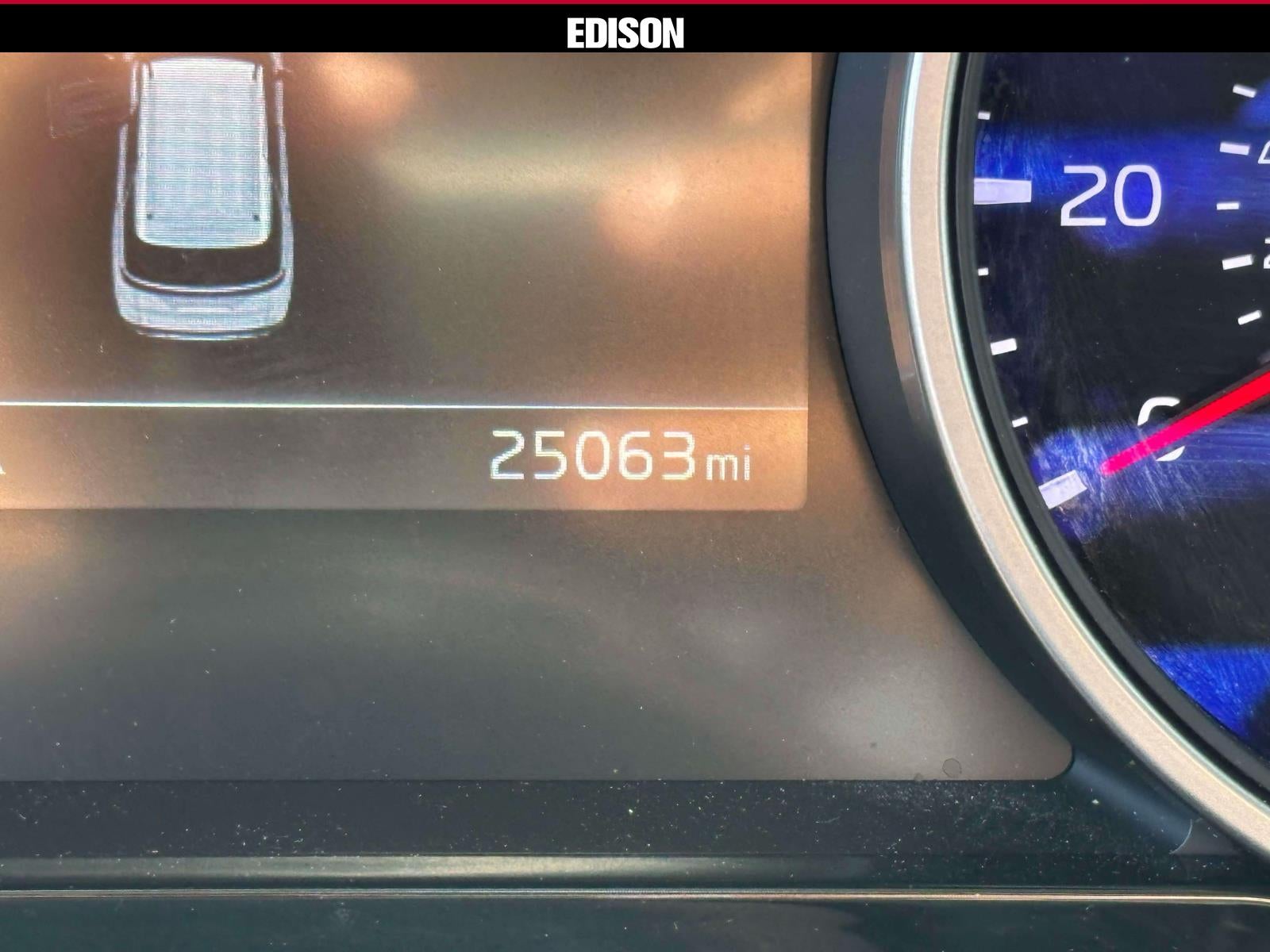2024 Kia Carnival EX FWD