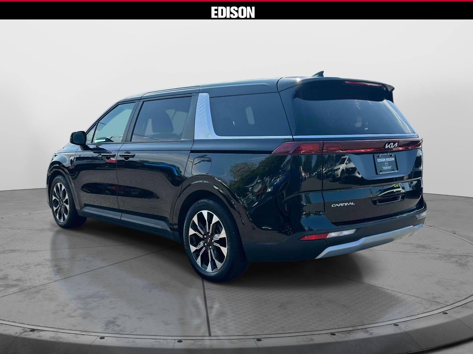 2024 Kia Carnival EX FWD
