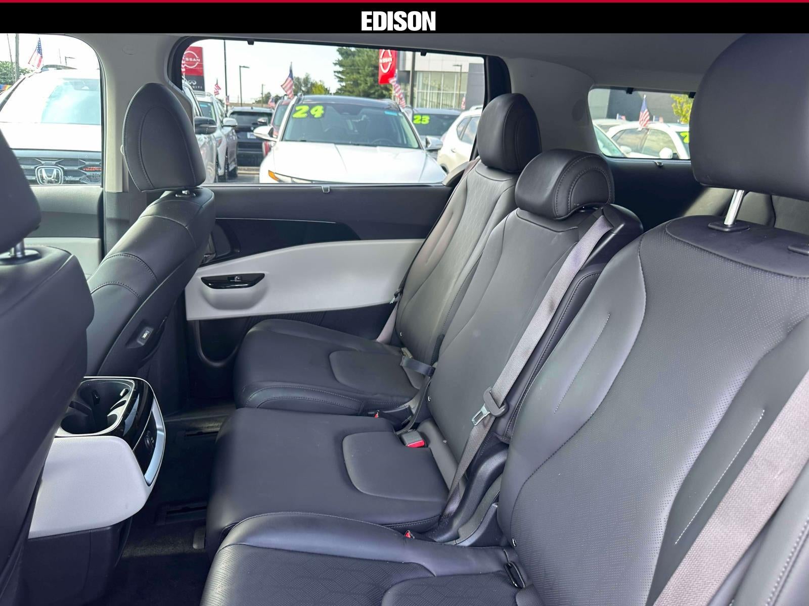 2024 Kia Carnival EX FWD