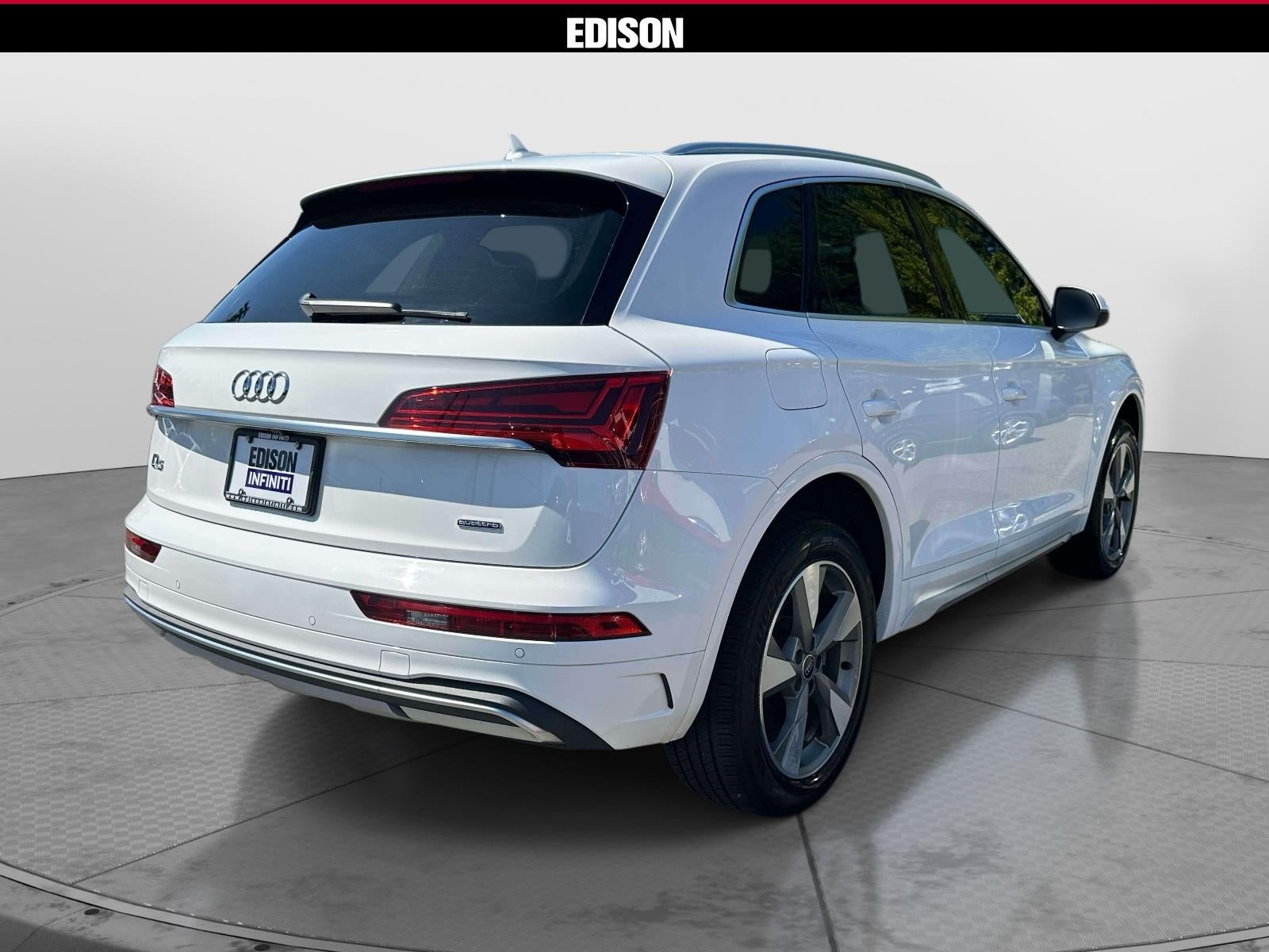 2024 Audi Q5 Premium 40 TFSI quattro