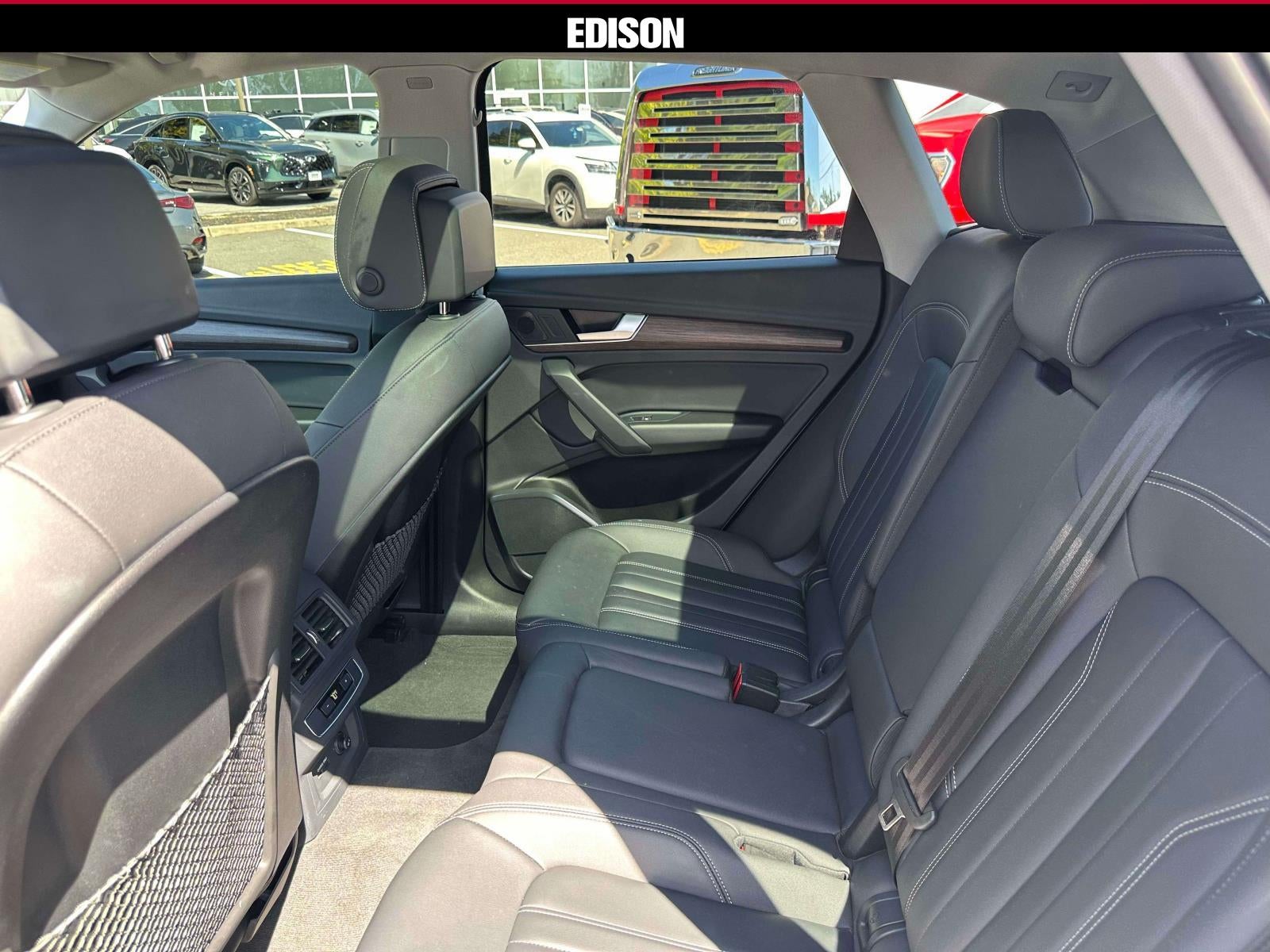 2024 Audi Q5 Premium 40 TFSI quattro