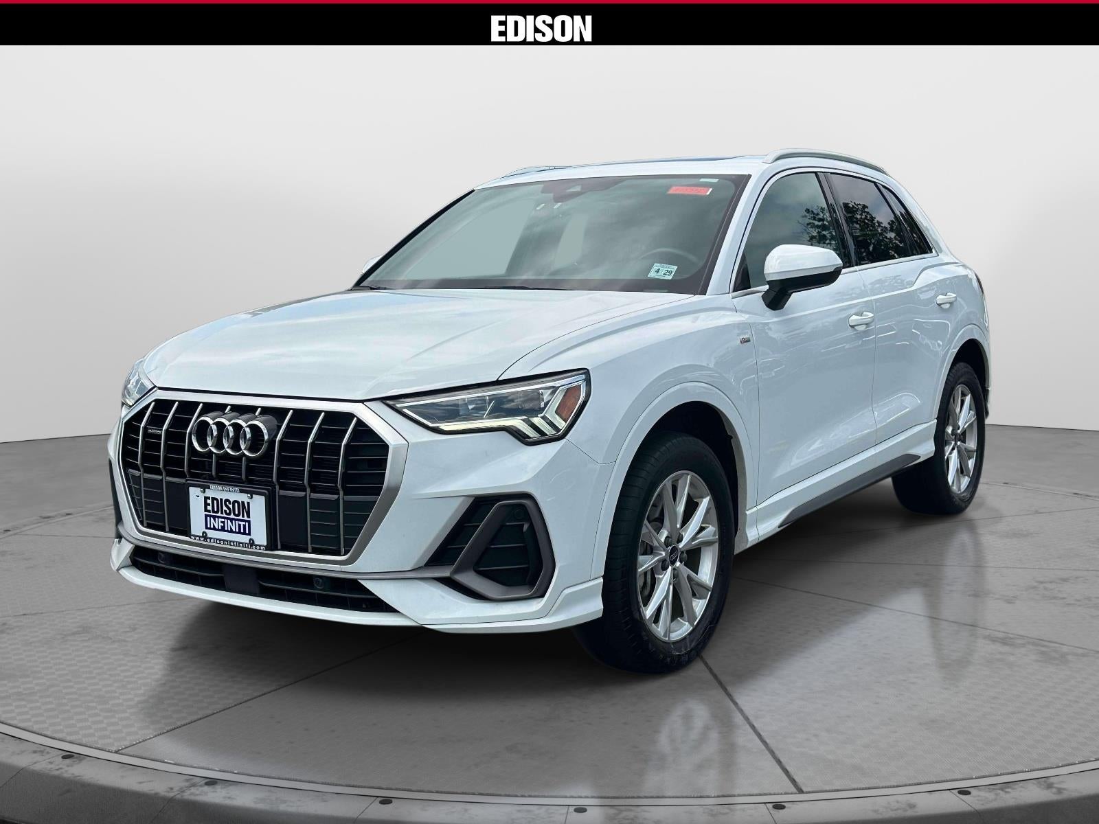 2024 Audi Q3 S line Premium 45 TFSI quattro
