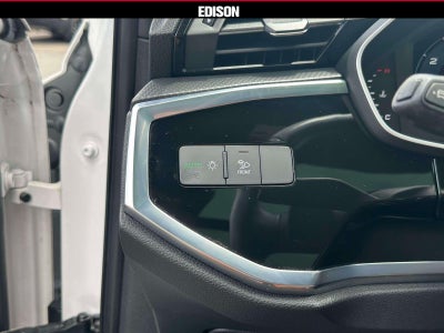 2024 Audi Q3 S line Premium 45 TFSI quattro