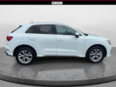 2024 Audi Q3 S line Premium 45 TFSI quattro
