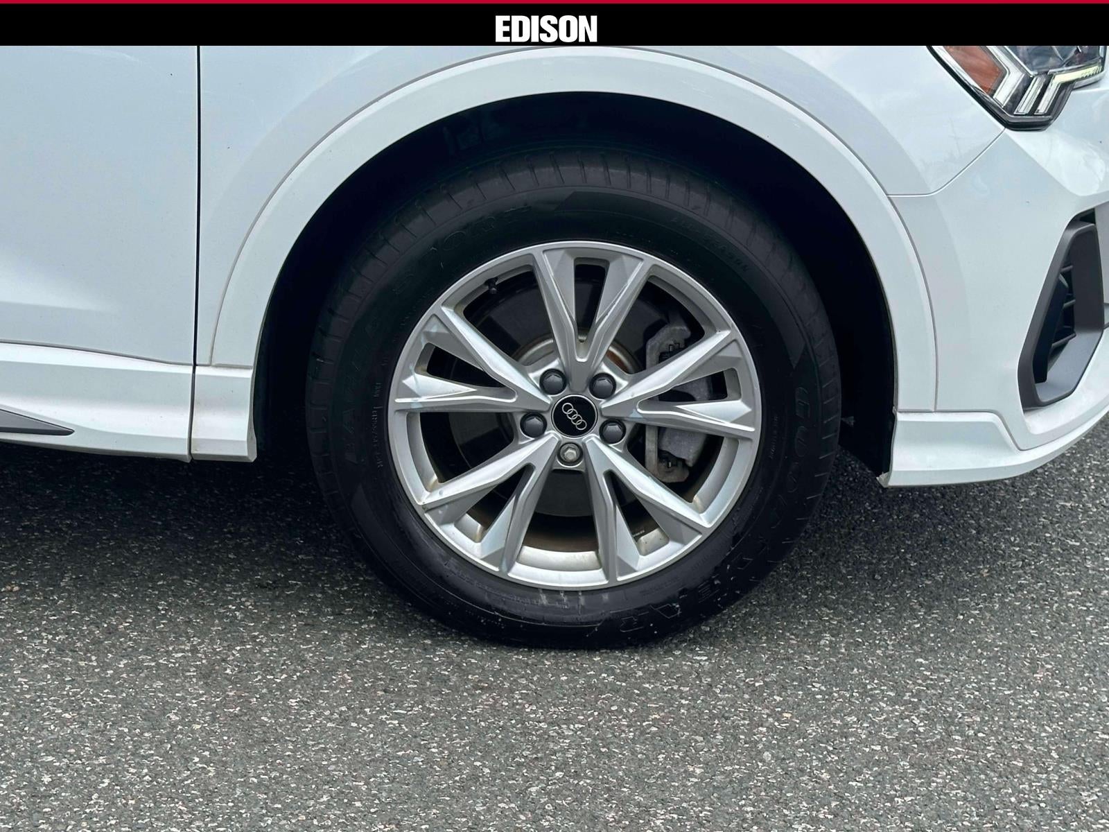 2024 Audi Q3 S line Premium 45 TFSI quattro