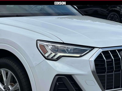 2024 Audi Q3 S line Premium 45 TFSI quattro