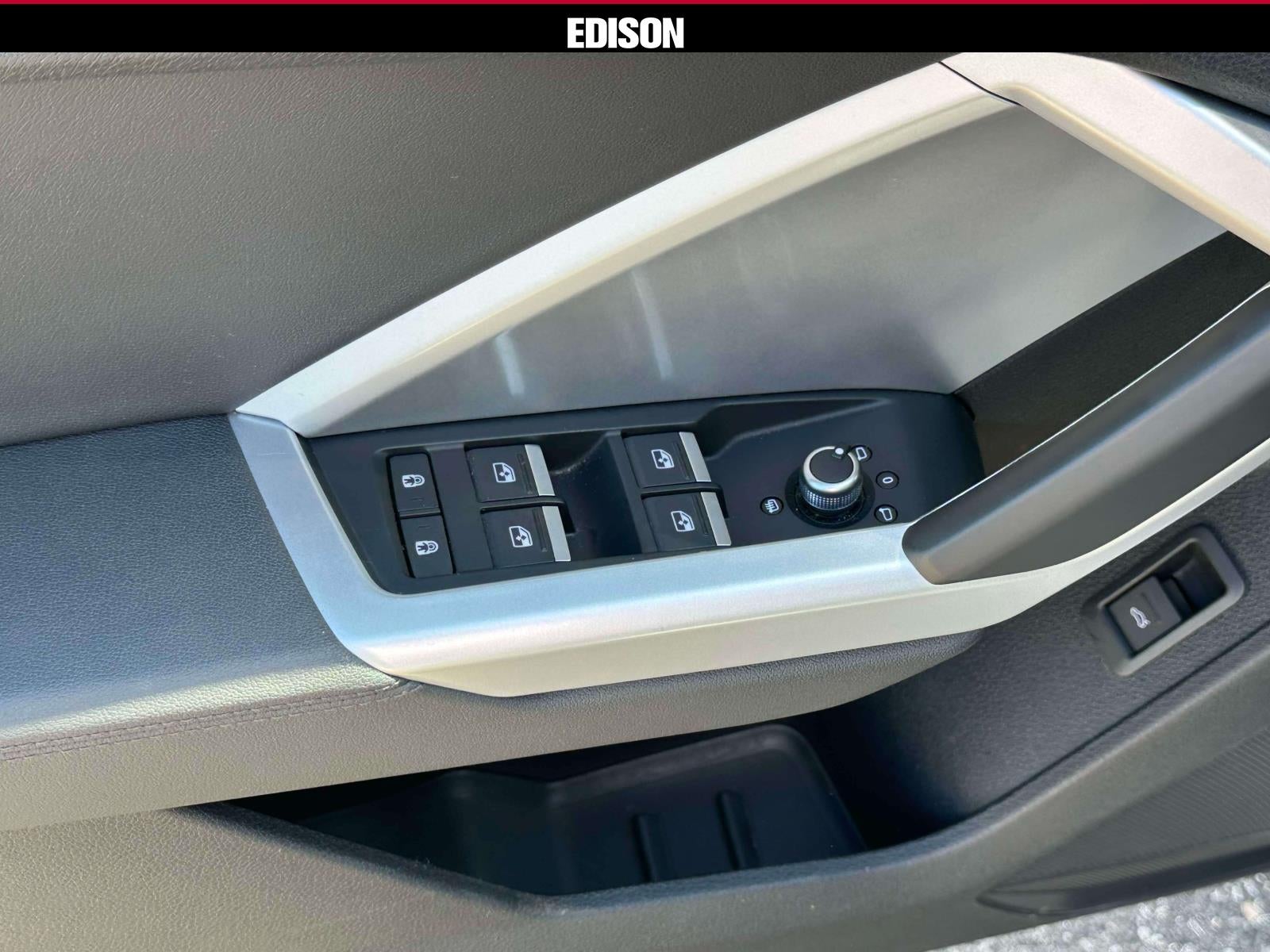 2025 Audi Q3 S line Premium 45 TFSI quattro