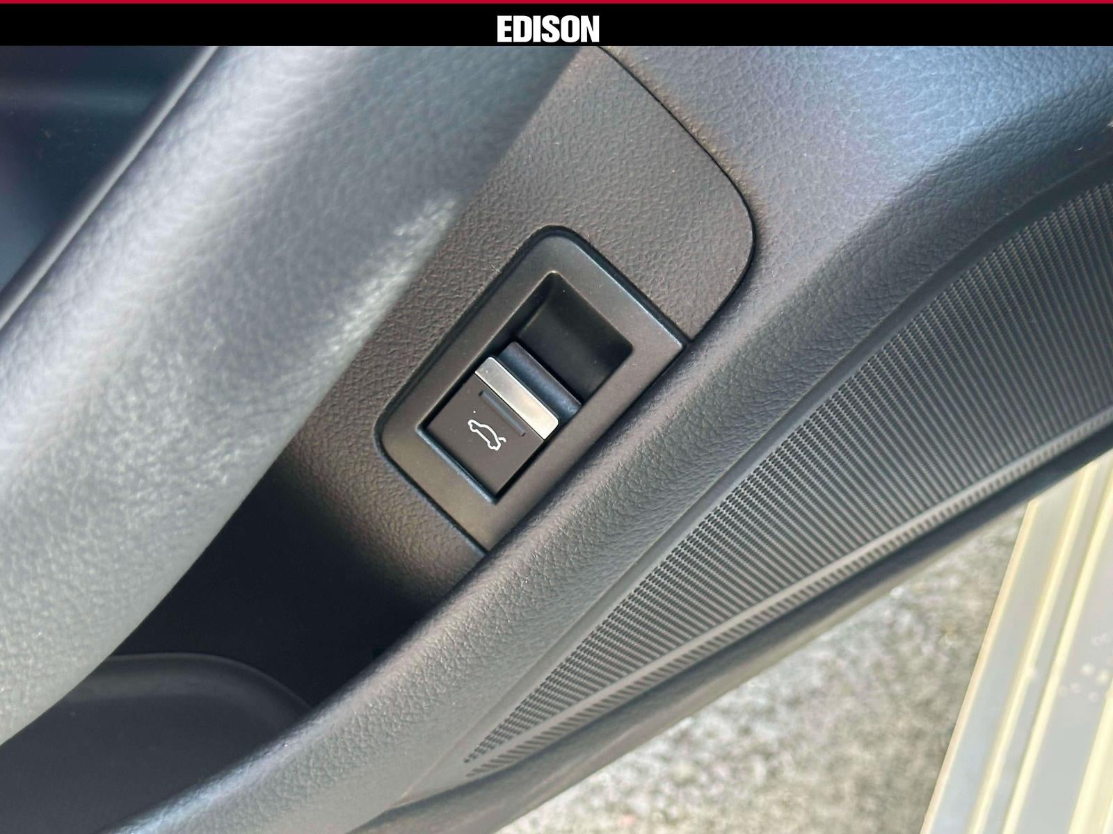 2025 Audi A6 Sedan Premium 55 TFSI quattro