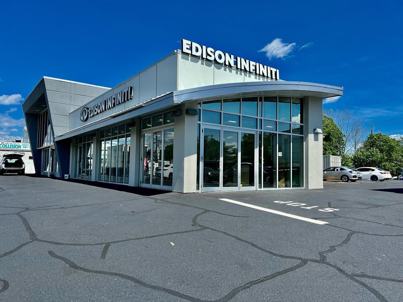 Image of Edison INFINITI Dealership